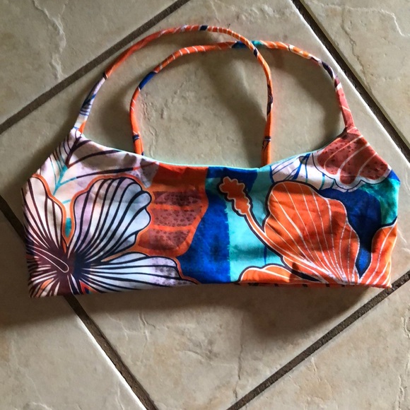 Dakine two pieces swimsuit 👙 - Picture 3 of 7